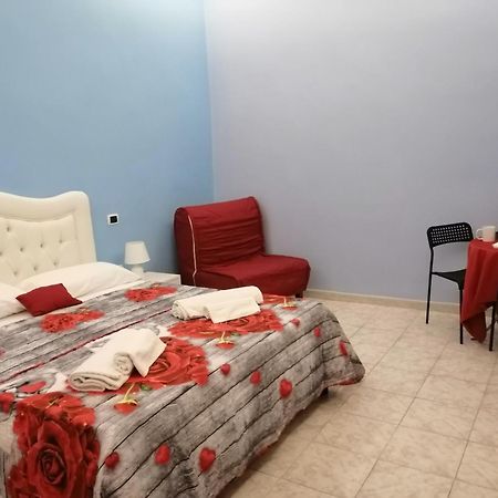 Francesco Home Наполи Екстериор снимка